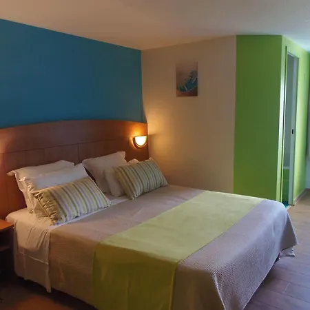 De La Hotell