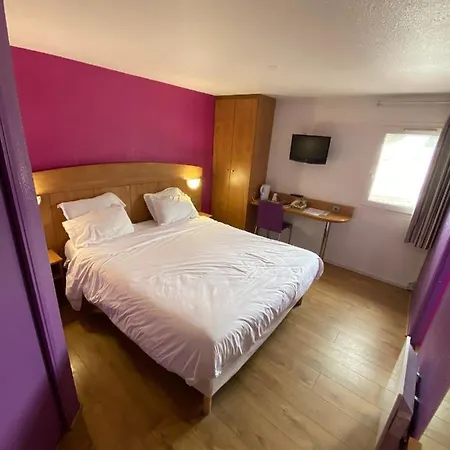 De La Otel 2*