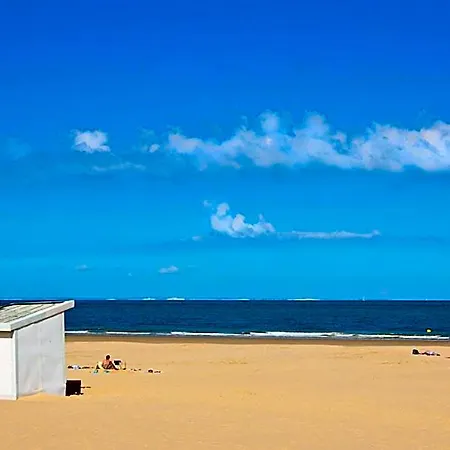 De La 2* Calais